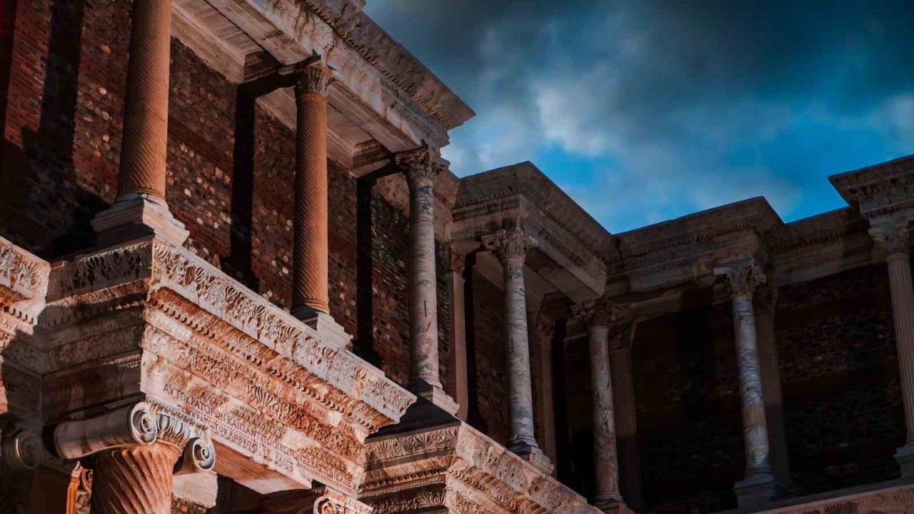 AK Parti’li Baybatur: "Sardes ve Bintepeler UNESCO Listesinde"