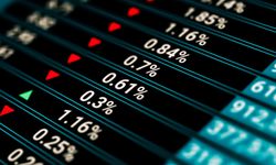 Yatırımcı temkinli: Borsa güne satıcılı başladı