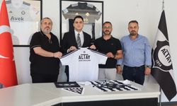 İzmir’de Ülkü Ocakları Ve Altay’dan Gençliğe Büyük Yatırım