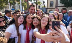 Başkan Zeyrek: “Atatürk’ün Emaneti Gençlerin Ellerinde Yükseliyor”