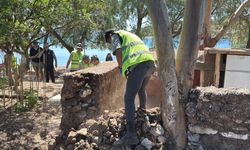 Bodrum'da Kaçak Yapı Doğal Sit Alanında Yıkıldı