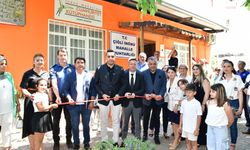 Çiğli İnönü Mahallesi’ne Cumhuriyet kütüphanesi açıldı