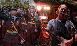 TSK'dan ihraç edilen teğmenler Duman konserindeydi: Kaan Tangöze selam gönderdi