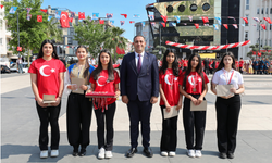 Narlıdere'de 19 Mayıs kutlamaları yoğun katılımla gerçekleşti