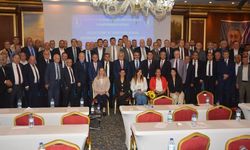 İzmir’de Esnaf Sorunları Masaya Yatırıldı