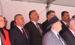 Şenol Aslanoğlu gençlere seslendi: "Enerji Gündoğdu Meydanı'nda zirveye ulaşacak"