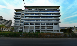 İzmir’de emekli işçilerden kıdem tazminatı eylemi
