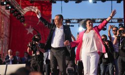 CHP İzmir mitinginde Erdoğan videosu izletildi