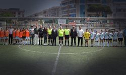 Karşıyaka'da Ortaokullar Arası Kadın Futbol Turnuvası