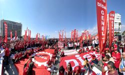 İzmirli işçilerin hak mücadelesi baskıya mı dönüştü? DİSK'in tehdit mesajı tartışma yarattı