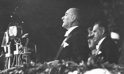 Şehitliğe komşu caddeye Atatürk’ün ismi verildi