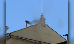 Sistine Şapeli’nden Siyah Duman Yükseldi