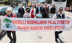 Menemen’de Engelliler Haftası yürüyüşünde sevgi kazandı