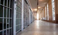 Bayram öncesi 50 bin mahkûm için tahliye yolu açılıyor