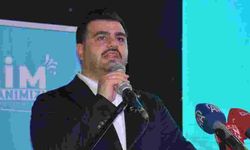 Eyyüp Kadir İnan: “CHP, Kentin Rantçılarını Temize Çekiyor”
