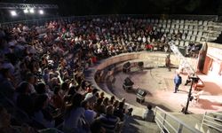 Efes Selçuk’ta sahne sanatla birleşti: DMD’li çocuklara umut oldu