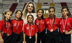 Güreşte altın madalya Manisa’ya geldi