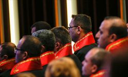 İzmir’de görev yeri değişen hâkim ve savcılar belli oldu: İşte tam liste