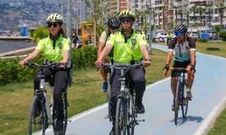 İzmir’in “Beyaz kırlangıçları” 11 yıldır pedallarla güvenlik sağlıyor