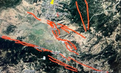 Naci Görür’den Deprem Sonrası Uyarı: “Bölge Geriliyor, Dirençli Yerleşim Şart!”