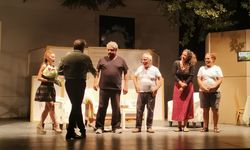 Ayvalık Belediye Tiyatrosu’ndan Ören’de Duygusal Gece