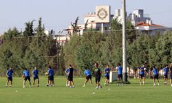 Altay elektrik borcu yüzünden şok yaşadı!