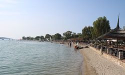 Yangınlar Ege turizmini vurdu, tesisler ayakta kalmaya çalışıyor