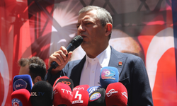 Özel’den İzmir’de net mesaj: Kimseyi satmadım