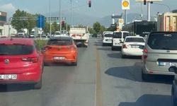 Denizli’de siren sesini duyan sürücülerin duyarlı davranışı takdir topladı