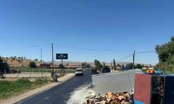 Şuhut’ta patpat devrildi: 5 kişi yaralandı