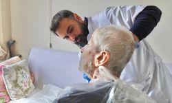 Sosyal yardımda yeni adım: Çeşme’de evde bakım