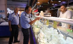 Zabıta ekipleri Bayraklı’da sahada: Pazarlar mercek altında
