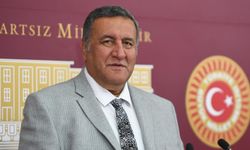 CHP’li Gürer: “Asgari ücret, sofrada buharlaştı”