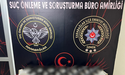 Karabağlar’da silah tüccarlarına operasyon: Çok sayıda silah ele geçirildi