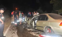 İzmir Ödemiş'te iki otomobilin çarpışması sonucu dört kişi yaralandı