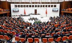Emekli maaşına zam görüşmesinde Meclis'te gerginlik
