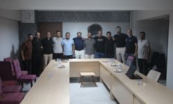 Nazillispor’un yeni yönetimi taraftarla buluştu