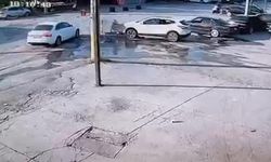 Aceleci çırak motosikletle kaza yaptı, yaralandı
