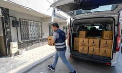 İzmir'de 50 bin haneye gıda yardımı başladı