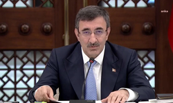 Cevdet Yılmaz: "e-imzalar ve sahte diplomalar üzerinden yürütülen tartışmalar manipülasyonların bir parçasıdır"