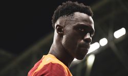 Galatasaray, yıldız stoperle sözleşme yenilemeye hazırlanıyor