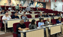 Çiğli Meclisi'nde hesap raporları onaylandı, imar krizi tartışma yarattı