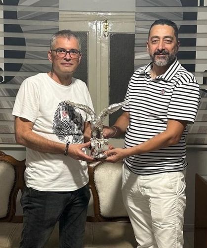 Beşiktaş bayrağı Salihli’de el değiştirdi