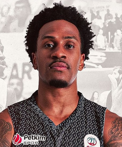 David Efianayi yeniden Petkimspor’da!