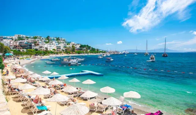 Bodrum bu sene de pes dedirtti! 2025 plaj tarifesi açıklandı
