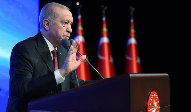 Erdoğan'dan Vakıflara Çağrı: Gençlere Destek Olun