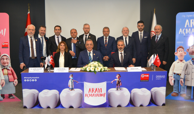 “Arayı Açmayalım” Kampanyasıyla Ağız Sağlığına Yeni Destek
