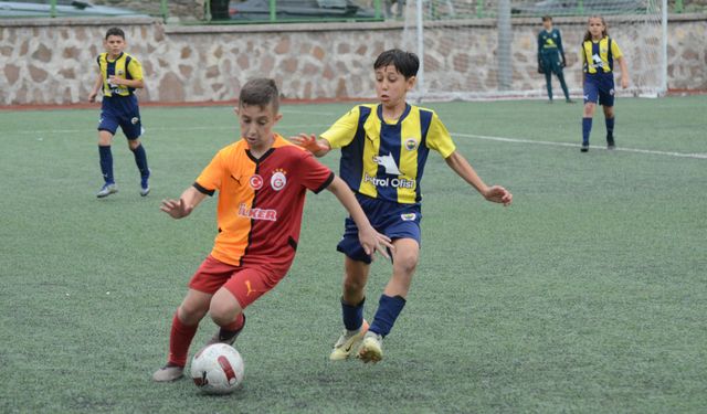 Sardes Kupası'nda Galatasaray ve Fenerbahçe Şampiyon Oldu