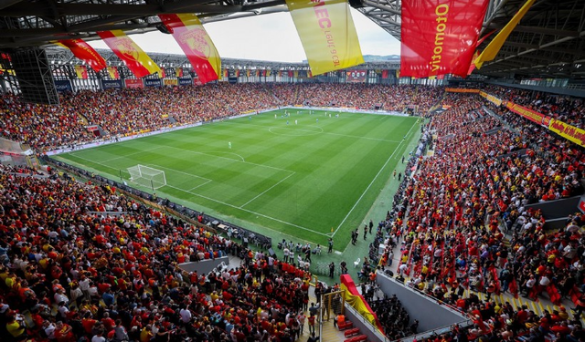 Göztepe sezonun son iç saha maçında Galatasaray'ı yenmek istiyor