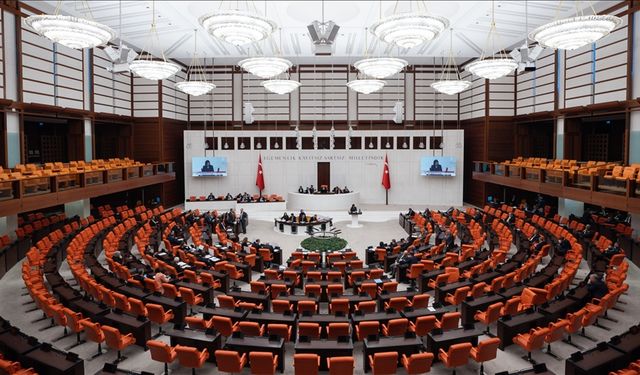 Meclis'te Kritik Hafta: HSK ve RTÜK Seçimleri, TSK'da İhraç Yetkisi Gündemde